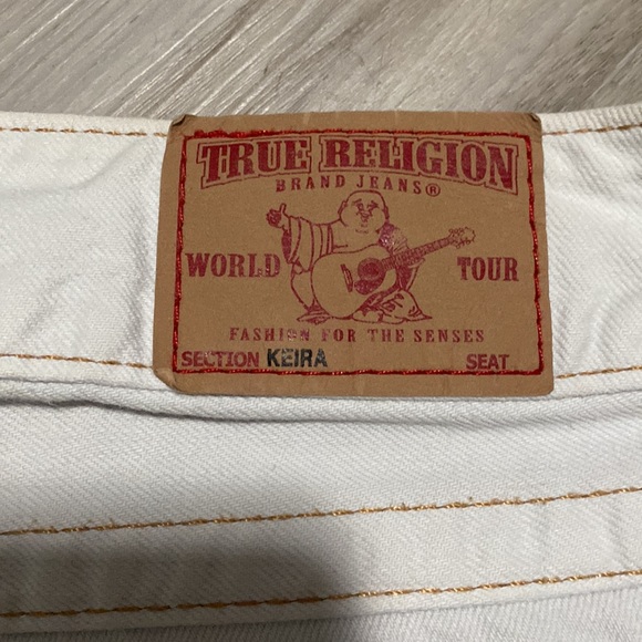 True Religion - Picture 3 of 5
